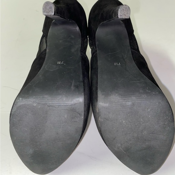 Guess Black Suede Zip-up Boot Heels Size 7 - Picture 9 of 11